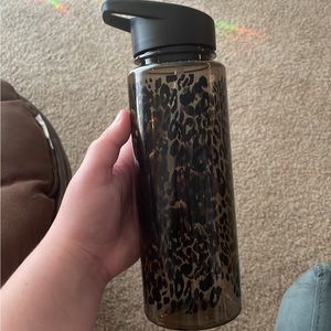 Vs Victoria’s Secret plastic leopard cheetah animal print water bottle